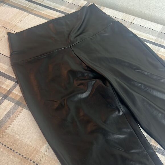 CY faux leather pants - Picture 3 of 4